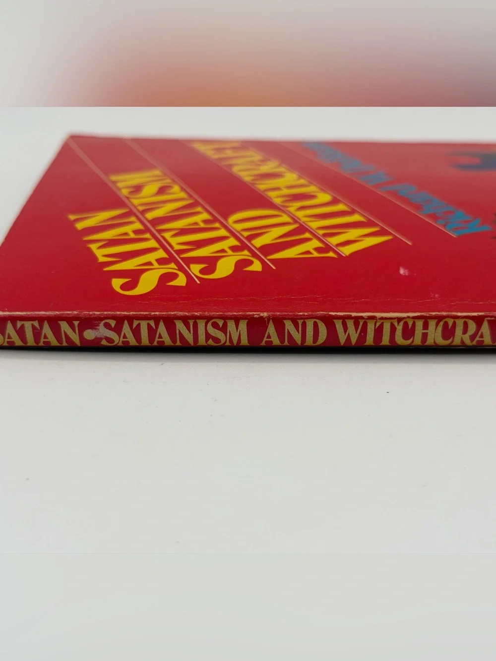Satan Satanism and Witchcraft by Richard W. DeHaan (1972, Paperback Book)